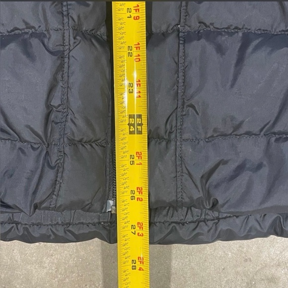 The North Face 600 Down Jacket Women’s Medium Black Puffer Hooded Winter Coat - Picture 6 of 7